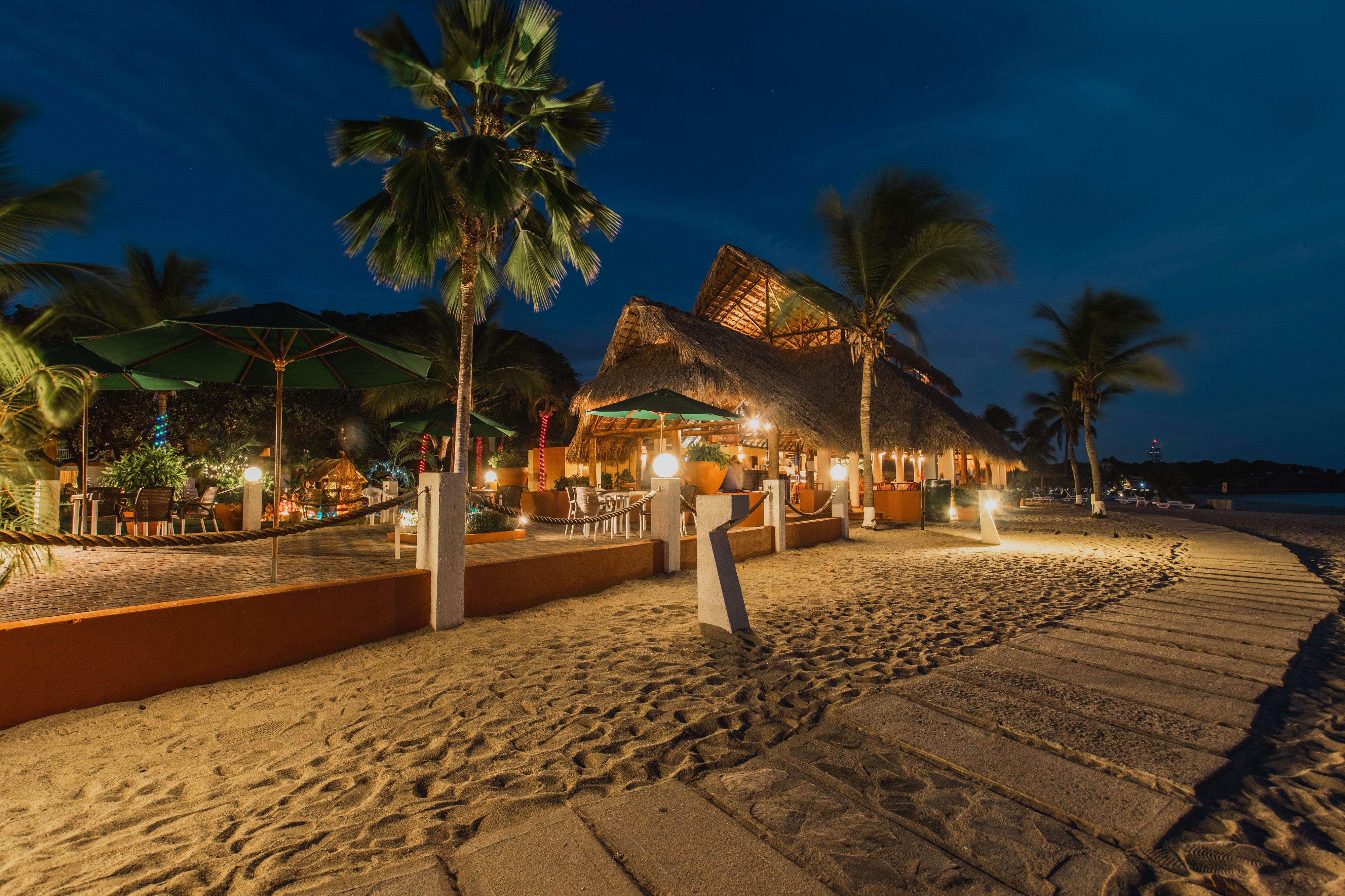 Grand Decameron Panama, A Trademark All Inclusive Resort Playa Blanca  Exterior photo