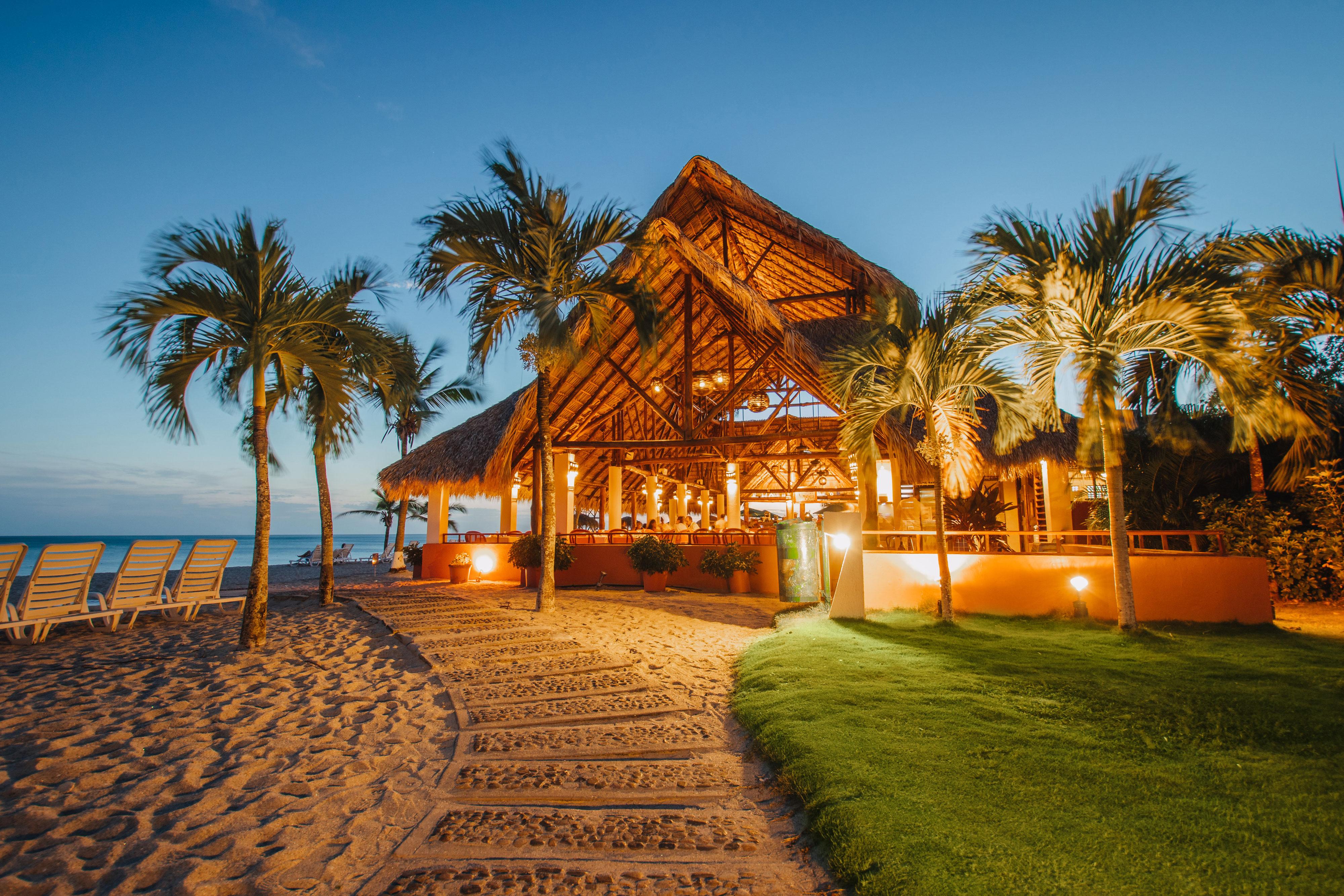 Grand Decameron Panama, A Trademark All Inclusive Resort Playa Blanca  Exterior photo