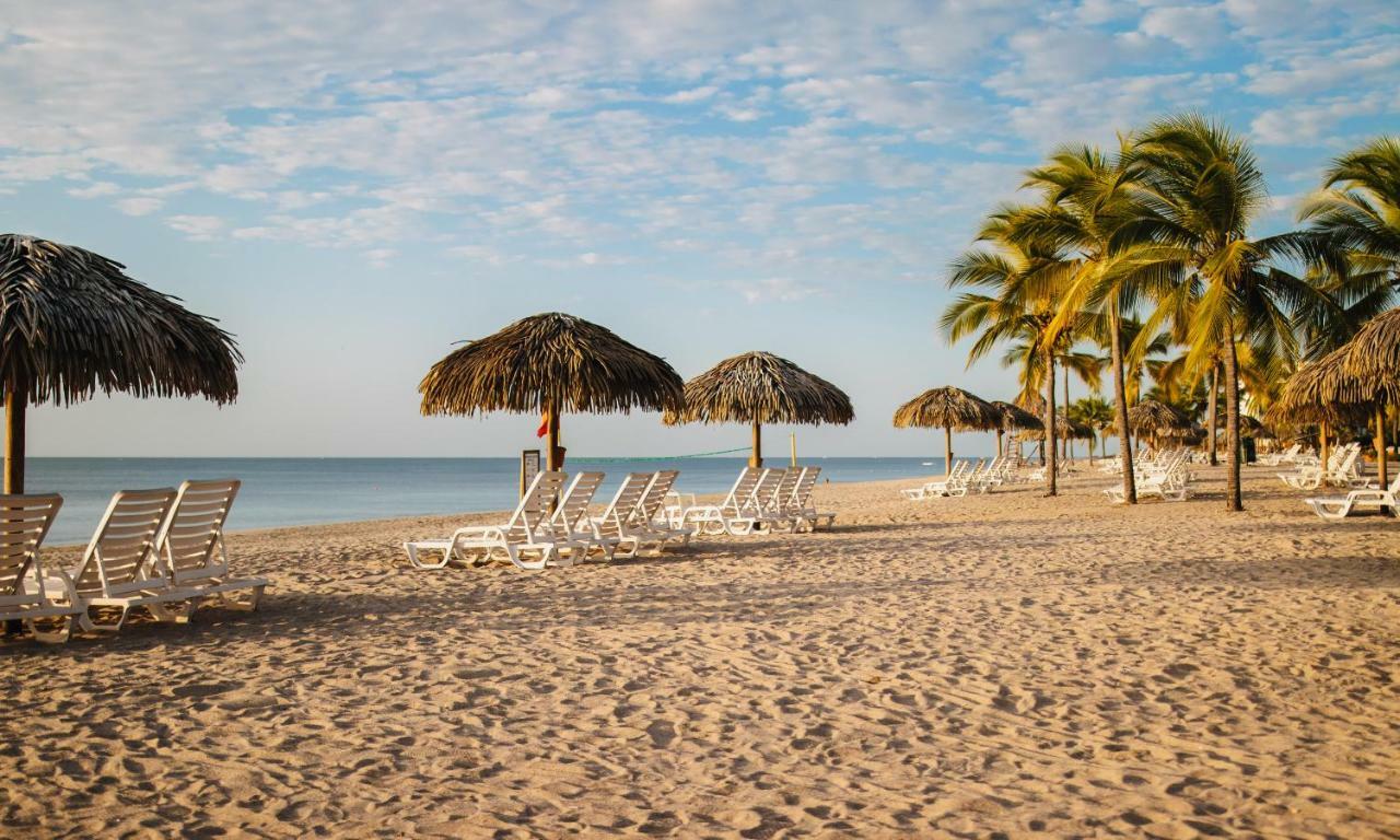 Grand Decameron Panama, A Trademark All Inclusive Resort Playa Blanca  Exterior photo