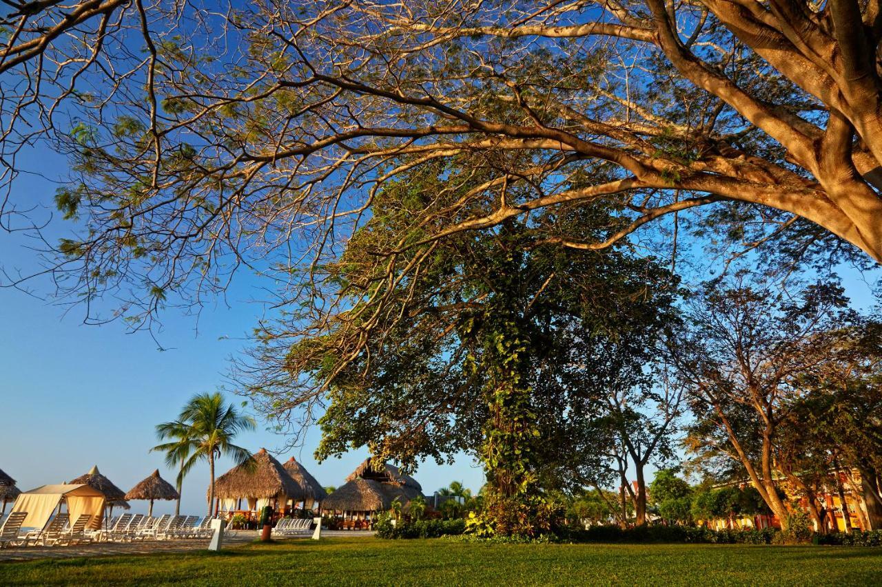 Grand Decameron Panama, A Trademark All Inclusive Resort Playa Blanca  Exterior photo